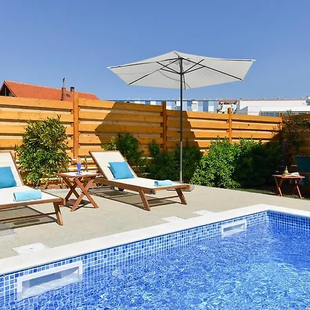 Villa Sima- Luxury Apartment With Private Pool *