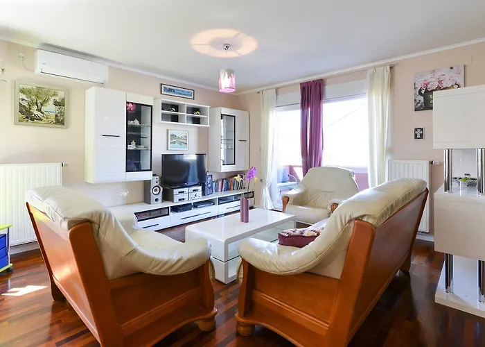 Sima- Luxury With Private Pool Apartament Zadar