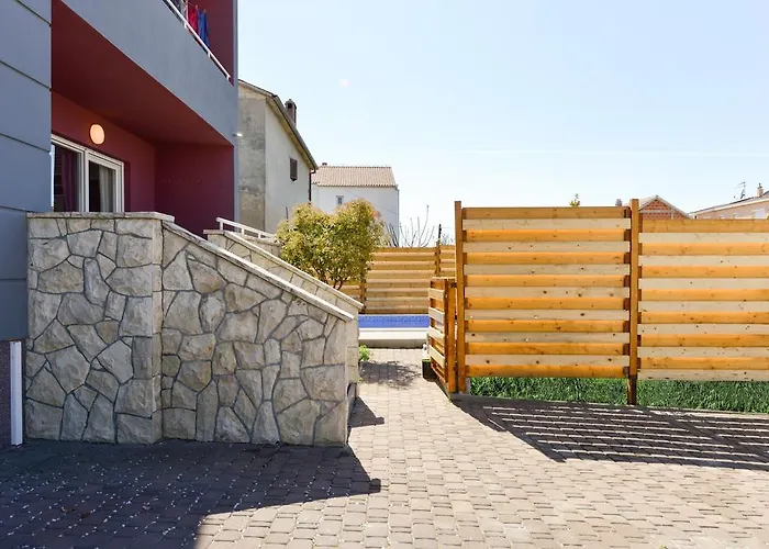 Sima- Luxury With Private Pool Zadar